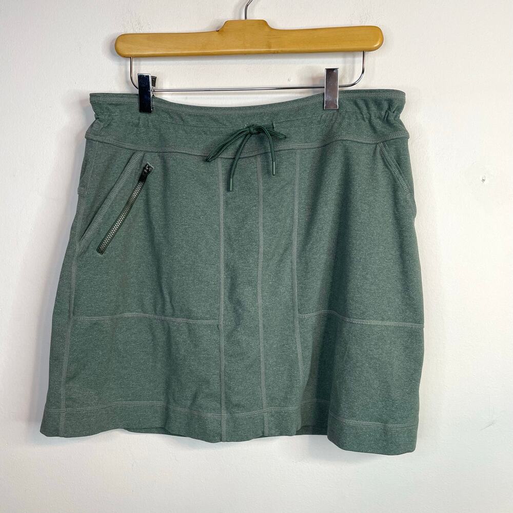 Title Nine Spitfire Skort Skirt Shorts Activewear Hiking Gorpcore Green women L